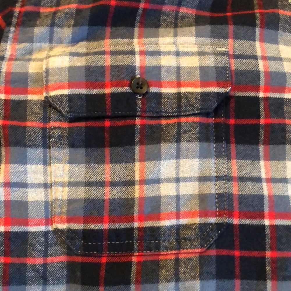 Men’s Large Goodfellow Plaid Button Up - Picture 4 of 6